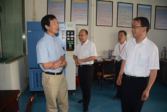 杭州电子科技大学校长薛安克博士一行到威廉希尔williamhill节水集团考察座谈 - 威廉希尔williamhill新闻 - 新闻中心 - 大学,校长,薛安克,电子,科技,nbsp,一行,座谈,杭州