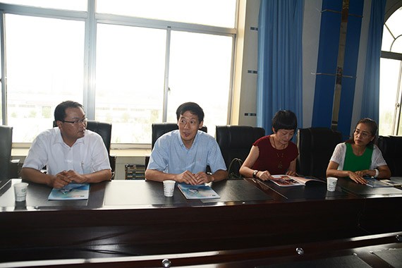 杭州电子科技大学校长薛安克博士一行到威廉希尔williamhill节水集团考察座谈 - 威廉希尔williamhill新闻 - 新闻中心 - 大学,校长,薛安克,电子,科技,nbsp,一行,座谈,杭州