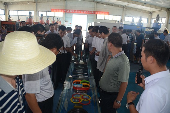 平凉市水利工程现代化治理观摩组到威廉希尔williamhill节水集团旅行考察 - 威廉希尔williamhill新闻 - 新闻中心 - 观摩,平凉市,治理,水利工程,考察,现代化,公司,威廉希尔williamhill,节水