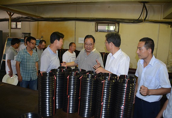 平凉市水利工程现代化治理观摩组到威廉希尔williamhill节水集团旅行考察 - 威廉希尔williamhill新闻 - 新闻中心 - 观摩,平凉市,治理,水利工程,考察,现代化,公司,威廉希尔williamhill,节水