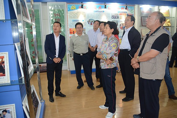 山东省莱芜市政协考察团到集团公司旅行考察 - 威廉希尔williamhill新闻 - 新闻中心 - 考察团,市政协,集团公司,莱芜,考察,山东省,节水,威廉希尔williamhill,nbsp