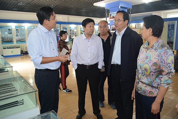 山东省莱芜市政协考察团到集团公司旅行考察 - 威廉希尔williamhill新闻 - 新闻中心 - 考察团,市政协,集团公司,莱芜,考察,山东省,节水,威廉希尔williamhill,nbsp