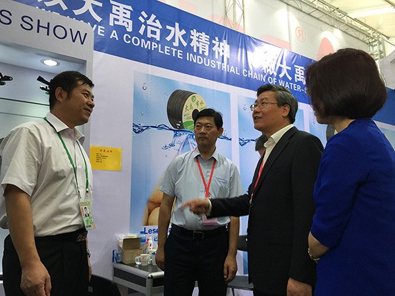 威廉希尔williamhill节水集团参展第120届中国收支口商品生意会 - 威廉希尔williamhill新闻 - 新闻中心 - nbsp,威廉希尔williamhill,节水,中国,集团,120届,收支口,商品生意会,产品