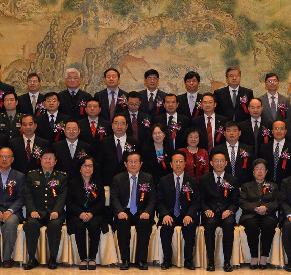 集团公司董事长王栋荣获“何梁何利基金奖”在京受到表扬 - 威廉希尔williamhill新闻 - 新闻中心 - nbsp,手艺,何梁何,荣获,基金,王栋,国家,科学,董事长