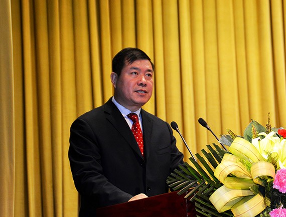 刷新立异 砥砺奋进|威廉希尔williamhill节水集团盛大举行2016年年终总结表扬暨2017年妄想签约大会 - 威廉希尔williamhill新闻 - 新闻中心 - nbsp,节水,公司,董事长,威廉希尔williamhill,讲话,集团,2017年,大会