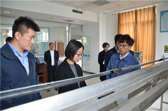 信达资笔莆理有限公司高级司理王海栗一行到威廉希尔williamhill节水集团公司考察洽谈 - 威廉希尔williamhill新闻 - 新闻中心 - 司理,nbsp,王海,威廉希尔williamhill,公司,节水,集团公司,治理,考察