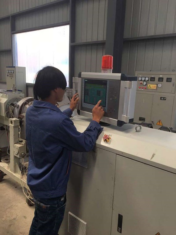 五一特殊报道|【坚守岗位】赞通俗岗位上创立不凡的你们 - 威廉希尔williamhill新闻 - 新闻中心 - nbsp,节水,同事,威廉希尔williamhill,你们,项目部,创立,事业,他们