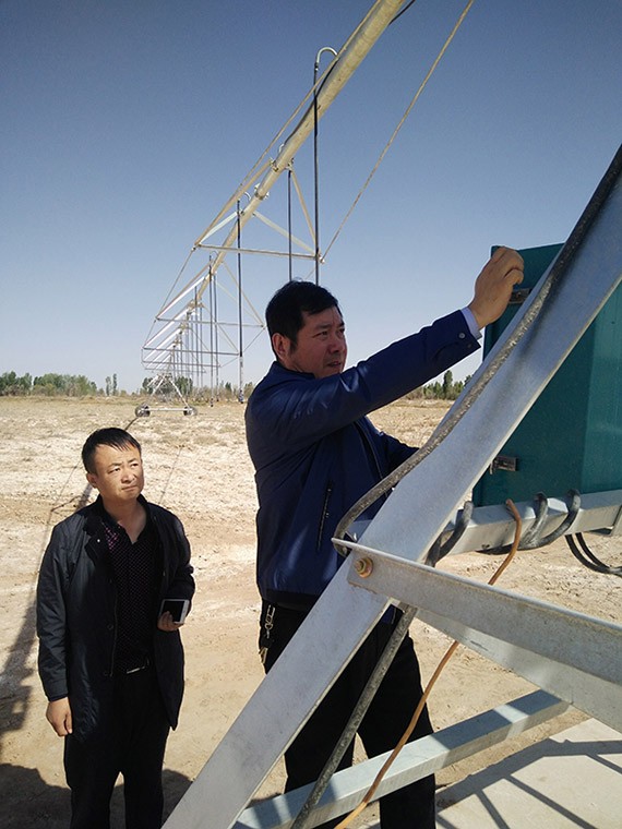 集团公司总裁谢永生到公司黑枸杞莳植基地及项目树模区检查指导事情 - 威廉希尔williamhill新闻 - 新闻中心 - nbsp,树模区,项目,枸杞,莳植,基地,永生,谢永生,公司