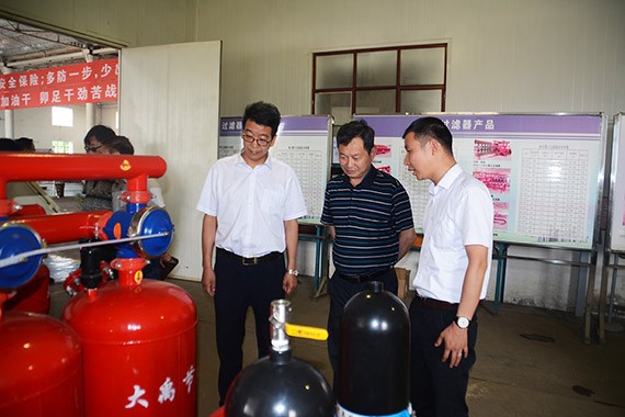 重庆市梁平区向导莅临威廉希尔williamhill节水集团考察并座谈 - 威廉希尔williamhill新闻 - 新闻中心 - nbsp,节水,威廉希尔williamhill,集团,梁平区,考察,公司,考察组,莅临