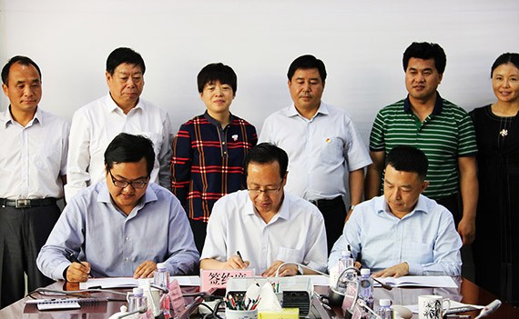 威廉希尔williamhill节水集团公司与宁夏吴忠市利通区人民政府签署PPP项目相助协议 - 威廉希尔williamhill新闻 - 新闻中心 - nbsp,节水,利通区,灌区,威廉希尔williamhill,宁夏,建设,协议,现代化