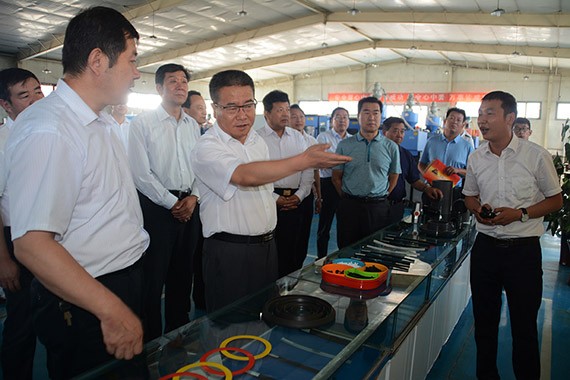 酒泉市委书记康军到威廉希尔williamhill节水集团调研非公企业党建事情 - 威廉希尔williamhill新闻 - 新闻中心 - nbsp,康军,公司,威廉希尔williamhill,节水,酒泉,党建事情,集团,党建