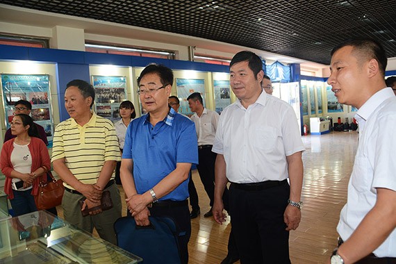 中国农业生长银行酒泉分行向导莅临威廉希尔williamhill节水集团调研考察 - 威廉希尔williamhill新闻 - 新闻中心 - nbsp,公司,威廉希尔williamhill,节水,考察,集团,行长,调研,农业生长