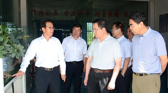 中国农业生长银行甘肃省分行党委书记、行长刘峰林一行莅临威廉希尔williamhill节水集团调研 - 威廉希尔williamhill新闻 - 新闻中心 - 节水,nbsp,威廉希尔williamhill,行长,一行,集团,党委书记,刘峰,调研