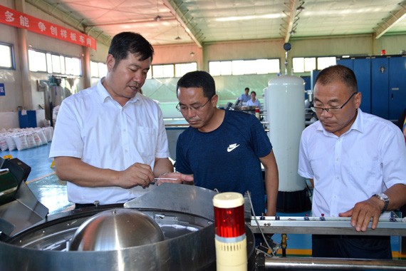 河北省邢台市隆尧县水务局副局长李计东莅临威廉希尔williamhill节水集团调研考察 - 威廉希尔williamhill新闻 - 新闻中心 - nbsp,威廉希尔williamhill,节水,李计东,考察,公司,集团,调研,邢台市