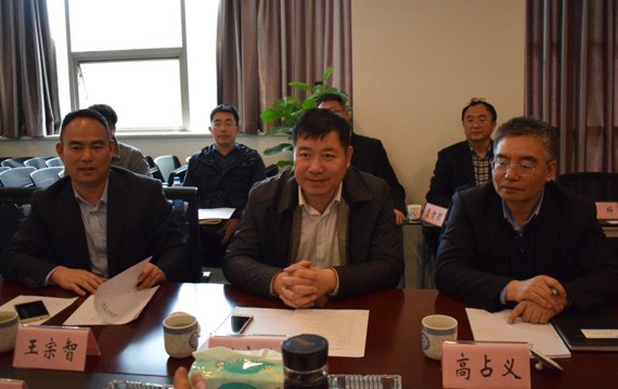 威廉希尔williamhill节水集团与重庆水利水电生长总公司签署相助框架协议 - 威廉希尔williamhill新闻 - 新闻中心 - nbsp,威廉希尔williamhill,重庆,生长,节水,相助,协议,水利水电,总公司