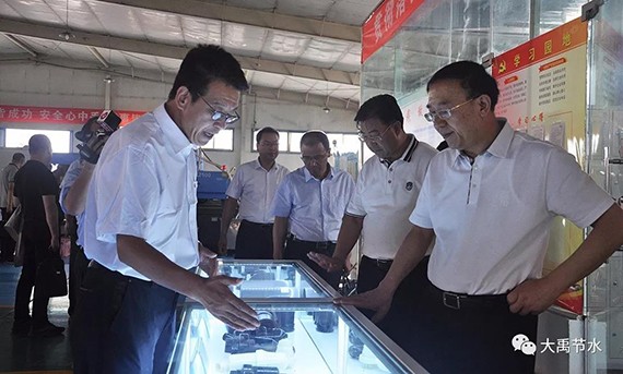 甘肃省副省长李沛兴一行莅临威廉希尔williamhill节水集团调研指导并座谈 - 威廉希尔williamhill新闻 - 新闻中心 - nbsp,节水,威廉希尔williamhill,集团,李沛兴,副省长,调研,一行,生长