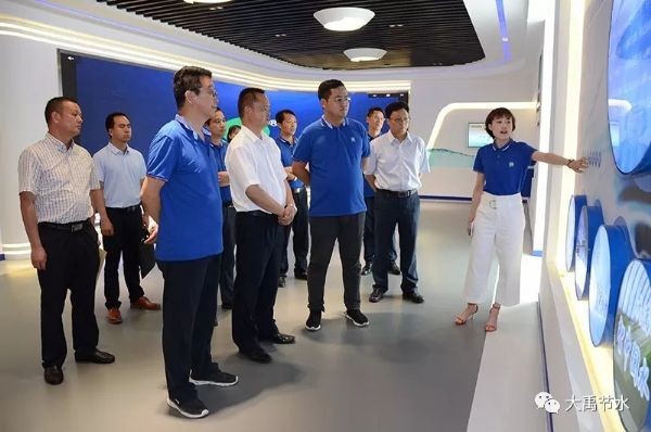 大理白族自治州副州长李琰一行调研威廉希尔williamhill节水集团 配合打造大理智慧农业生长之路 - 威廉希尔williamhill新闻 - 新闻中心 - nbsp,大理,节水,集团,威廉希尔williamhill,李琰,智慧,农业生长,一行