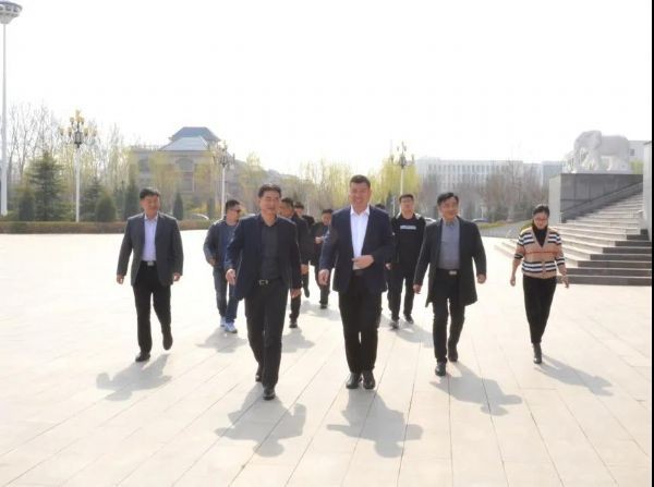 威廉希尔williamhill动态| 湖北省当阳市副市长刘伟一行莅临威廉希尔williamhill节水集团旅行考察 增进双方相助共赢 - 威廉希尔williamhill新闻 - 新闻中心 - nbsp,威廉希尔williamhill,刘伟,节水,当阳市,旅行,一行,集团,副市长