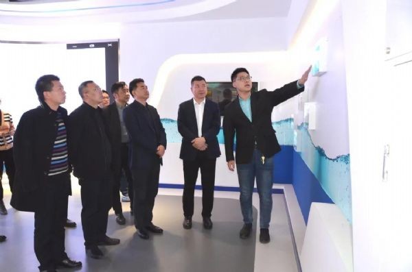 威廉希尔williamhill动态| 湖北省当阳市副市长刘伟一行莅临威廉希尔williamhill节水集团旅行考察 增进双方相助共赢 - 威廉希尔williamhill新闻 - 新闻中心 - nbsp,威廉希尔williamhill,刘伟,节水,当阳市,旅行,一行,集团,副市长