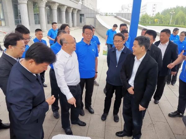威廉希尔williamhill动态| 国家墟落振兴局局长王正谱一行莅临威廉希尔williamhill节水集团调研 并勉励威廉希尔williamhill节水全体员工起劲为墟落振兴事业做好服务 - 威廉希尔williamhill新闻 - 新闻中心 - nbsp,威廉希尔williamhill,农村,节水,墟落,一行,农业,项目,王正谱