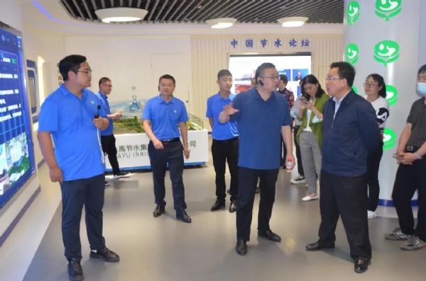 威廉希尔williamhill动态| 北京市农业农村局、发改、财务、水务及各区农业农村局二十余人专程莅临威廉希尔williamhill节水调研农村污水解决方案 - 威廉希尔williamhill新闻 - 新闻中心 - nbsp,农村,威廉希尔williamhill,农业,节水,农村局,北京市,杨琦,一行