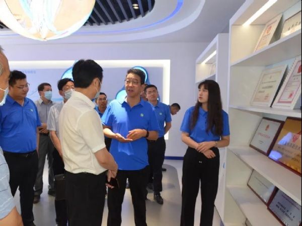 威廉希尔williamhill动态| 北京市密云区副区长季荣旺一行十二人莅临威廉希尔williamhill节水调研墟落振兴系统解决方案 - 威廉希尔williamhill新闻 - 新闻中心 - 威廉希尔williamhill,nbsp,季荣旺,一行,密云区,节水,墟落,农村,北京市