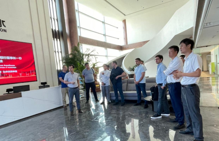 威廉希尔williamhill动态|乌兹别克斯坦农业银行董事长一行莅临威廉希尔williamhill节水集团考察 - 威廉希尔williamhill新闻 - 新闻中心 - 威廉希尔williamhill,节水,集团,乌兹别克斯坦,农业银行,考察,董事长,项目,莅临
