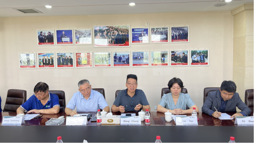 威廉希尔williamhill动态| 赞比亚农业部部长一行考察威廉希尔williamhill节水集团 - 威廉希尔williamhill新闻 - 新闻中心 - 赞比亚,威廉希尔williamhill,节水,部长,集团,农业,农业部,考察,一行