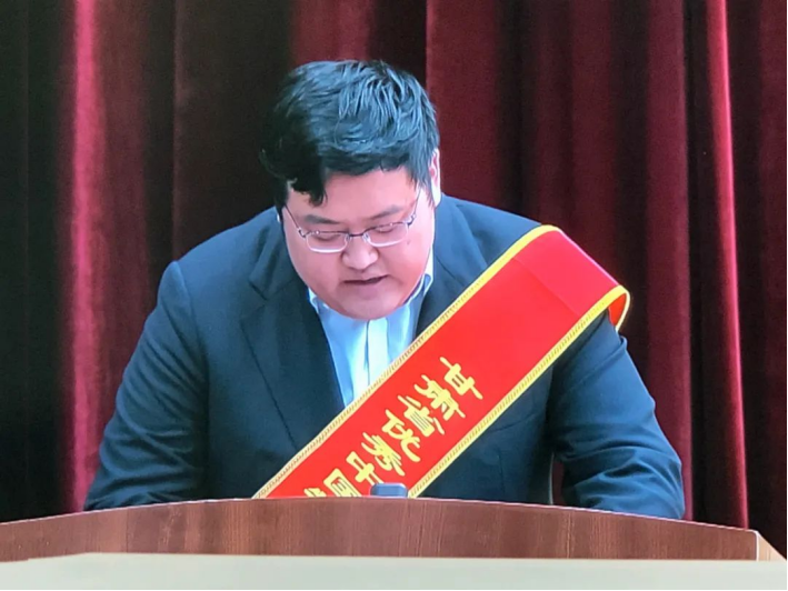 威廉希尔williamhill声誉| 王浩宇在甘肃增进民营经济高质量生长大会上降Ｐ蘑荣获“甘肃省优异中国特色社会主义事业建设者”称呼 - 威廉希尔williamhill新闻 - 新闻中心 - 民营经济,甘肃省,生长,威廉希尔williamhill,甘肃,节水,高质量,社会主义,王浩