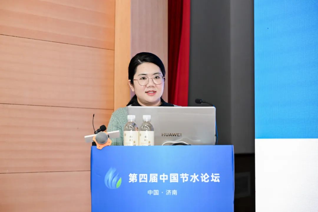 专题论坛二：节水与两手发力 - 威廉希尔williamhill新闻 - 新闻中心 - 节水,生长,政府,水资源,市场,治理,报告,水利
