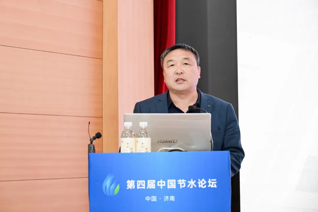 专题论坛二：节水与两手发力 - 威廉希尔williamhill新闻 - 新闻中心 - 节水,生长,政府,水资源,市场,治理,报告,水利